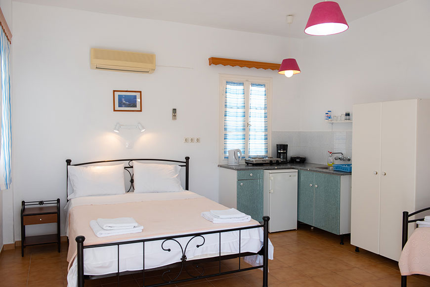 Δωμάτια Μαργαρίτα Γιαμμάκη στο Βαθύ στην Σίφνο