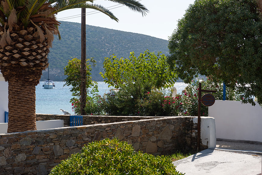 Σε μικρή απόσταση απο την θάλασσα τα δωμάτια Μαργαρίτα Γιαμμάκη στο Βαθύ